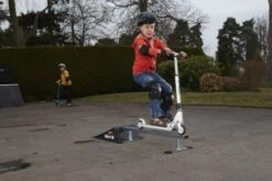 Rampage Grindrail -Buitenspeelgoed Winkel grindrail rampage 1 1