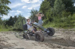 BERG Skelter XL JEEP Revolution Pedal Go-kart BFR -Buitenspeelgoed Winkel jeep revolution bfr pedal go kart with kids