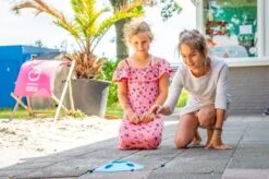 Knikkerpot Kunststof Met Knikkers -Buitenspeelgoed Winkel knikkeren knikkerpot kunststof 10 knikkers spel