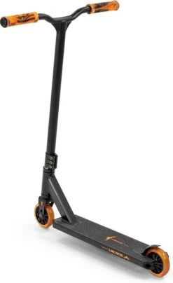 Stuntstep Slamm Classic V8 Orange 9 Stuntstep Slamm Classic V8 Orange -Buitenspeelgoed Winkel slamm classic v8 orange 3